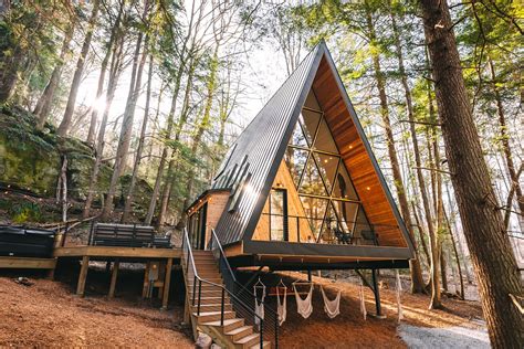 It’s a stunning Hocking Hills getaway that features an outdoor tub, a suspended fireplace, and access to private hiking trails. . Dunlap hollow a frame cost